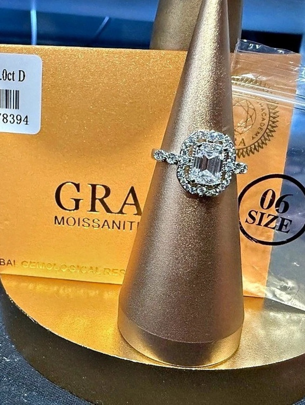 GRA Moissanite Ring Silver Size 6 NWT